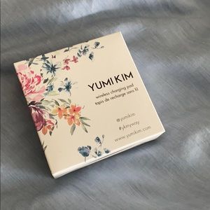 NEW IN BOX! YUMI KIM WIRELESS CHARGING PAD